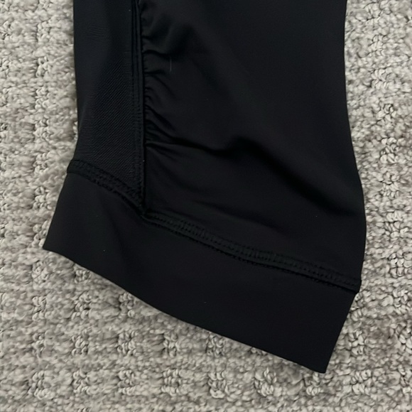 Lululemon stop at nothing crop black legging - Picture 3 of 11